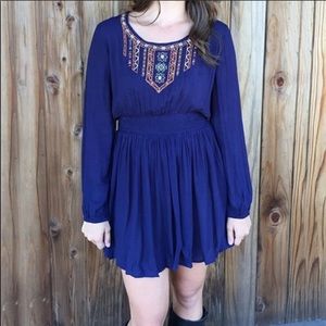 Flying Tomato embroidered front dress blue sz L